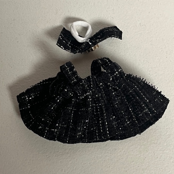 Labubu Designer Dress Bow Clothing Outfit Black Clothes Accessories Monsters - Picture 3 of 5